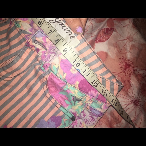 Floral striped Grane Juniors 5 Skinny Jeans EUC - Picture 11 of 15